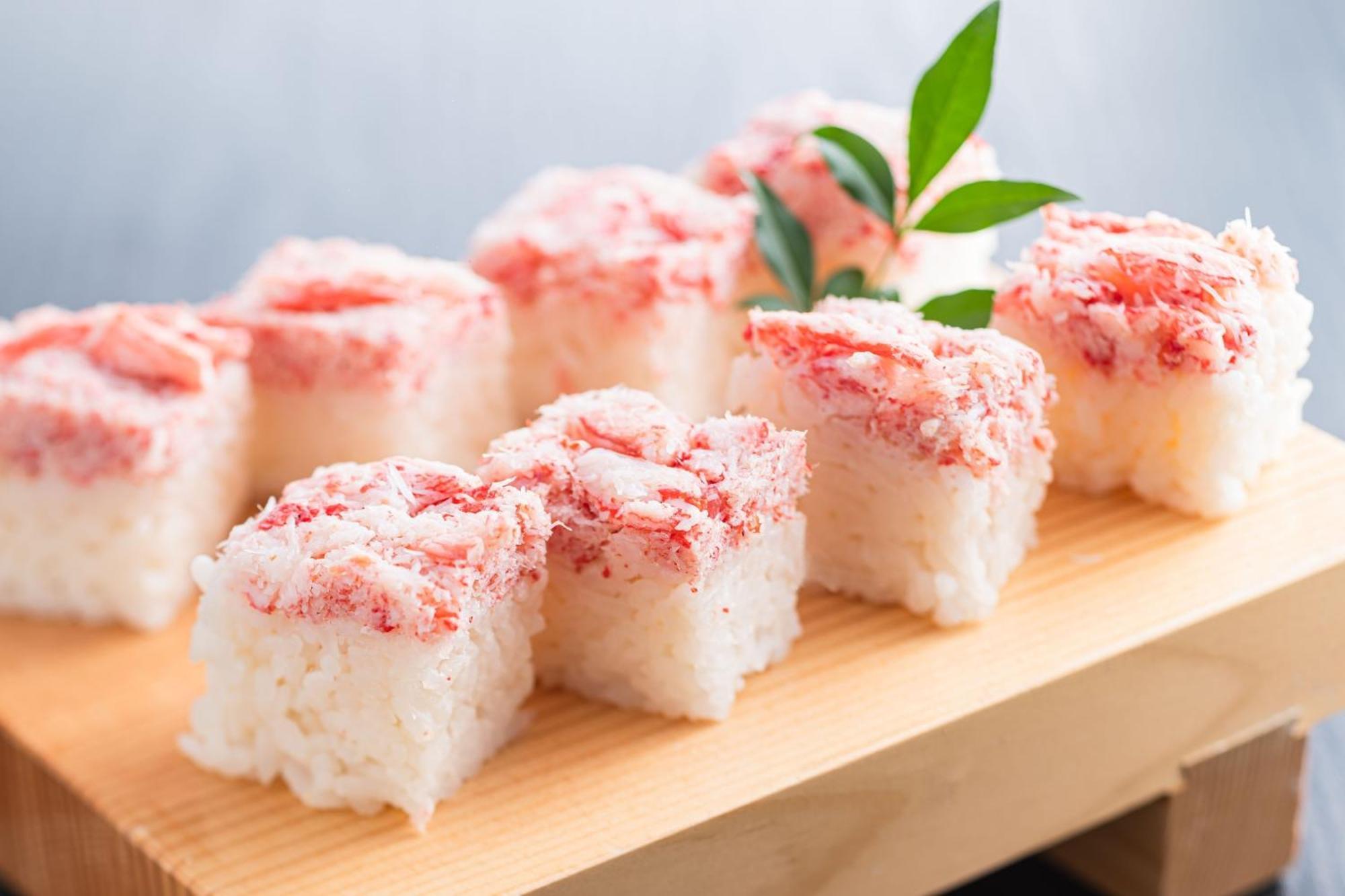 Ooedo Onsen Monogatari Premium Kaga Maruya Hotel Kültér fotó