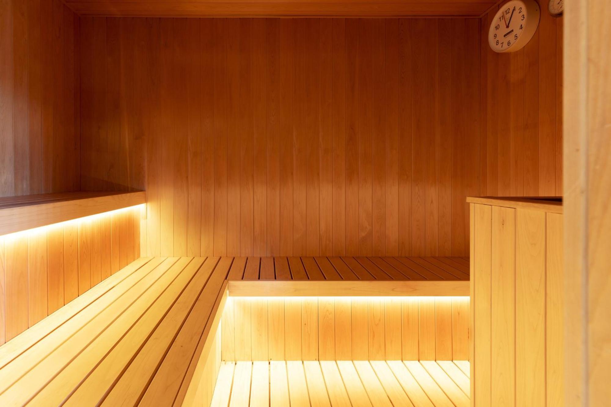 Ooedo Onsen Monogatari Premium Kaga Maruya Hotel Kültér fotó