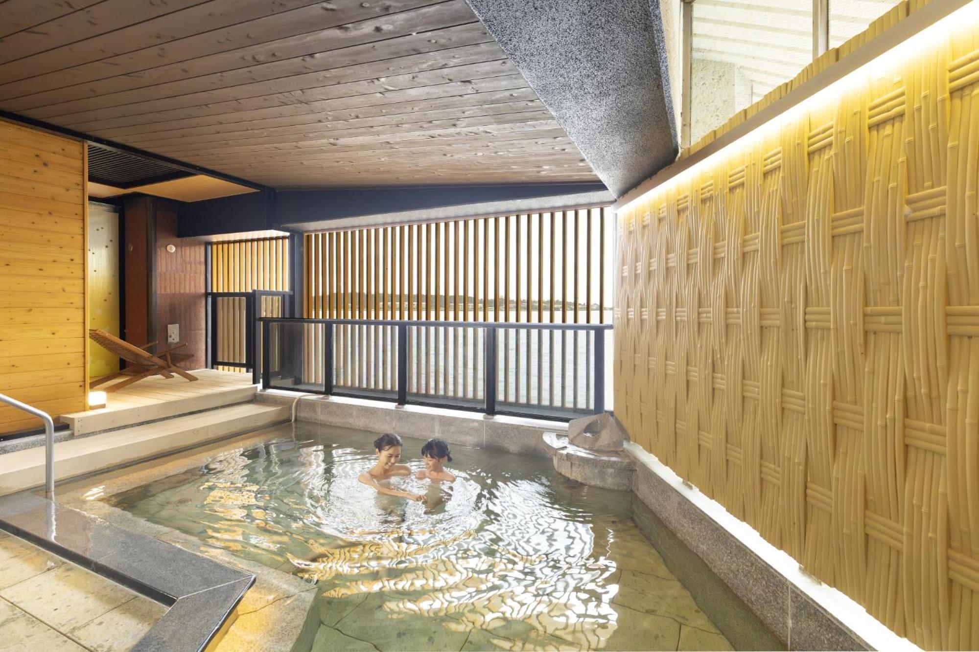 Ooedo Onsen Monogatari Premium Kaga Maruya Hotel Kültér fotó