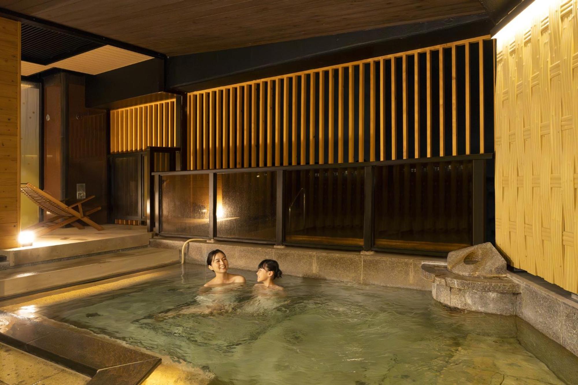 Ooedo Onsen Monogatari Premium Kaga Maruya Hotel Kültér fotó