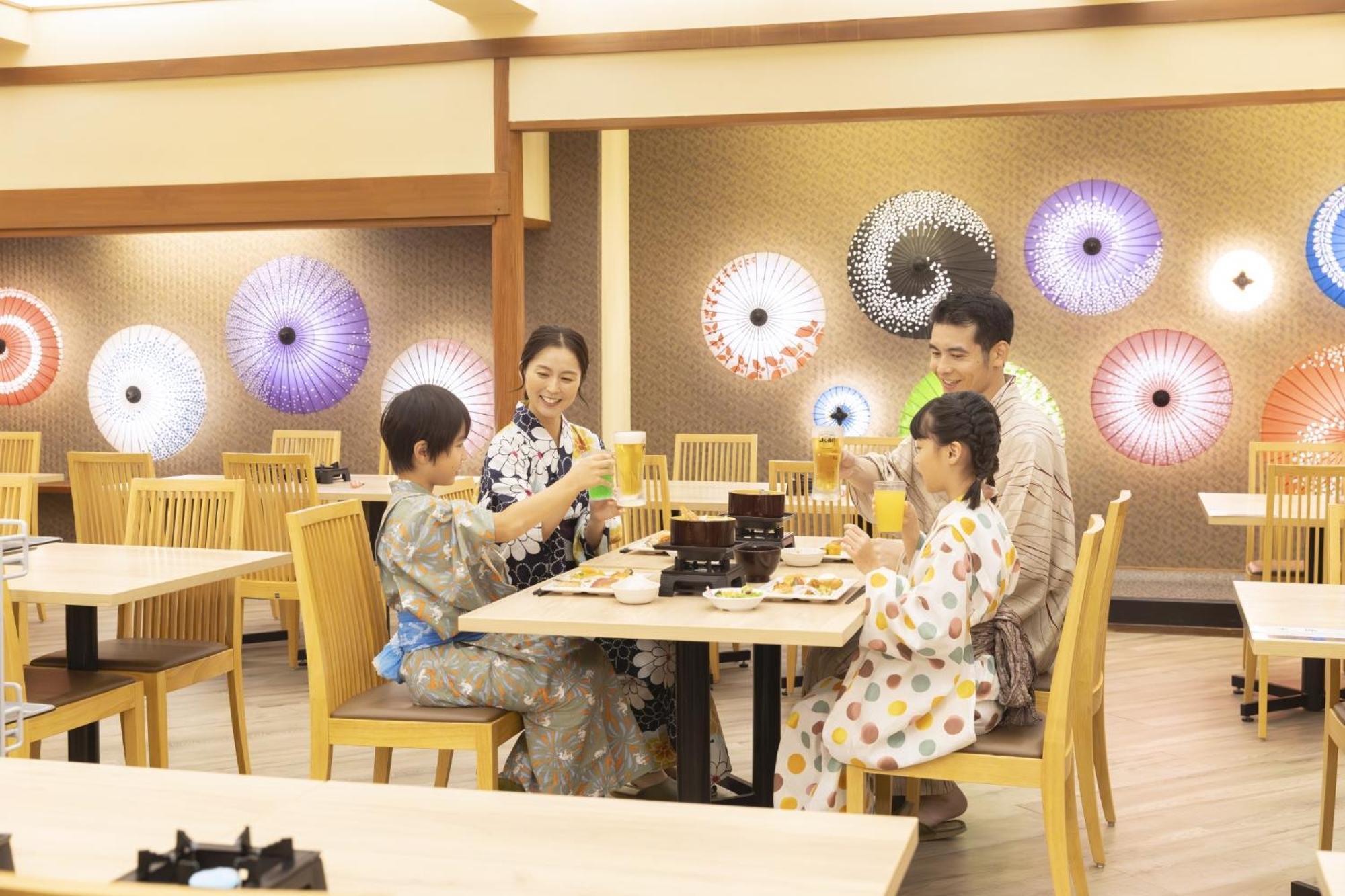 Ooedo Onsen Monogatari Premium Kaga Maruya Hotel Kültér fotó